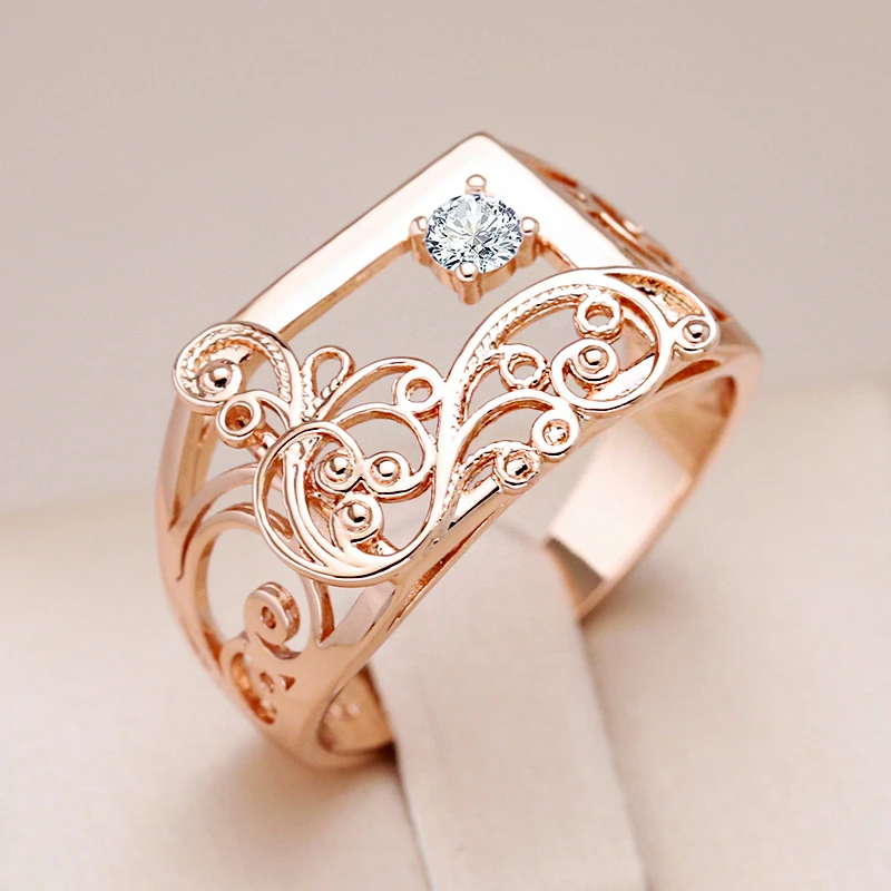 Ring mit eingelegtem Zirkonia aus Gold