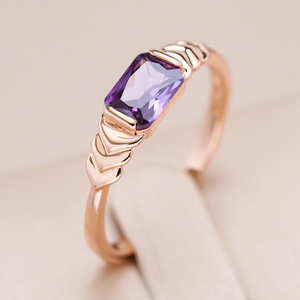 Eleganter lila Zirkonia Ring